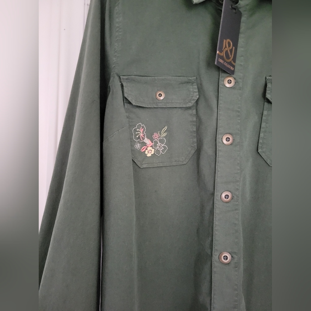 3/$35 Ladies Jacket - Picture 4 of 8